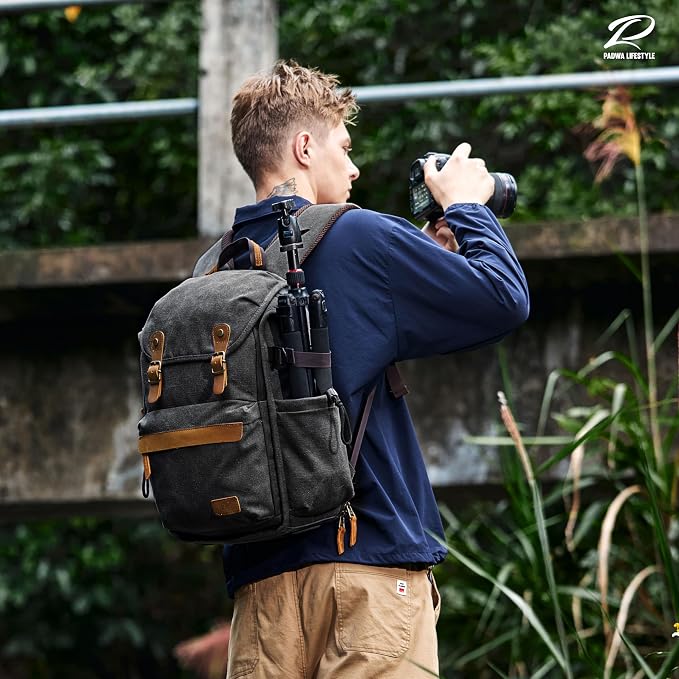 Padwa Lifestyle Black Canvas Camera Backpack - Image 2