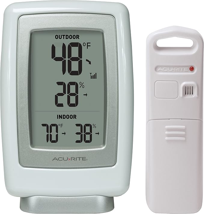 AcuRite 00611 Indoor Outdoor Thermometer by AcuRite