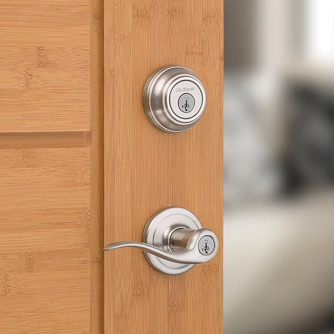 Kwikset 991 Tustin Entry Lever and Single Cylinder Deadbolt Combo Pack - Image 8