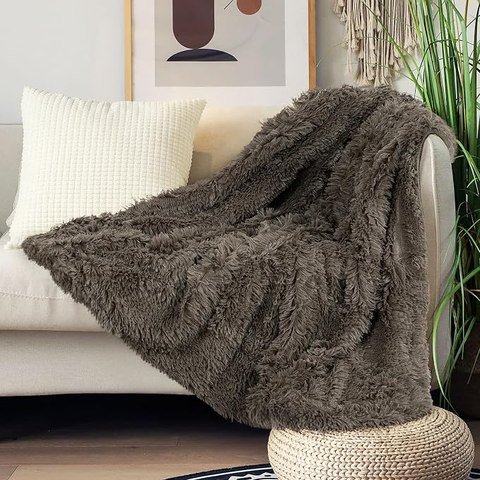 Tuddrom Decorative Extra Soft Faux Fur Throw Blanket 50"x60", Solid Reversible - Image 6