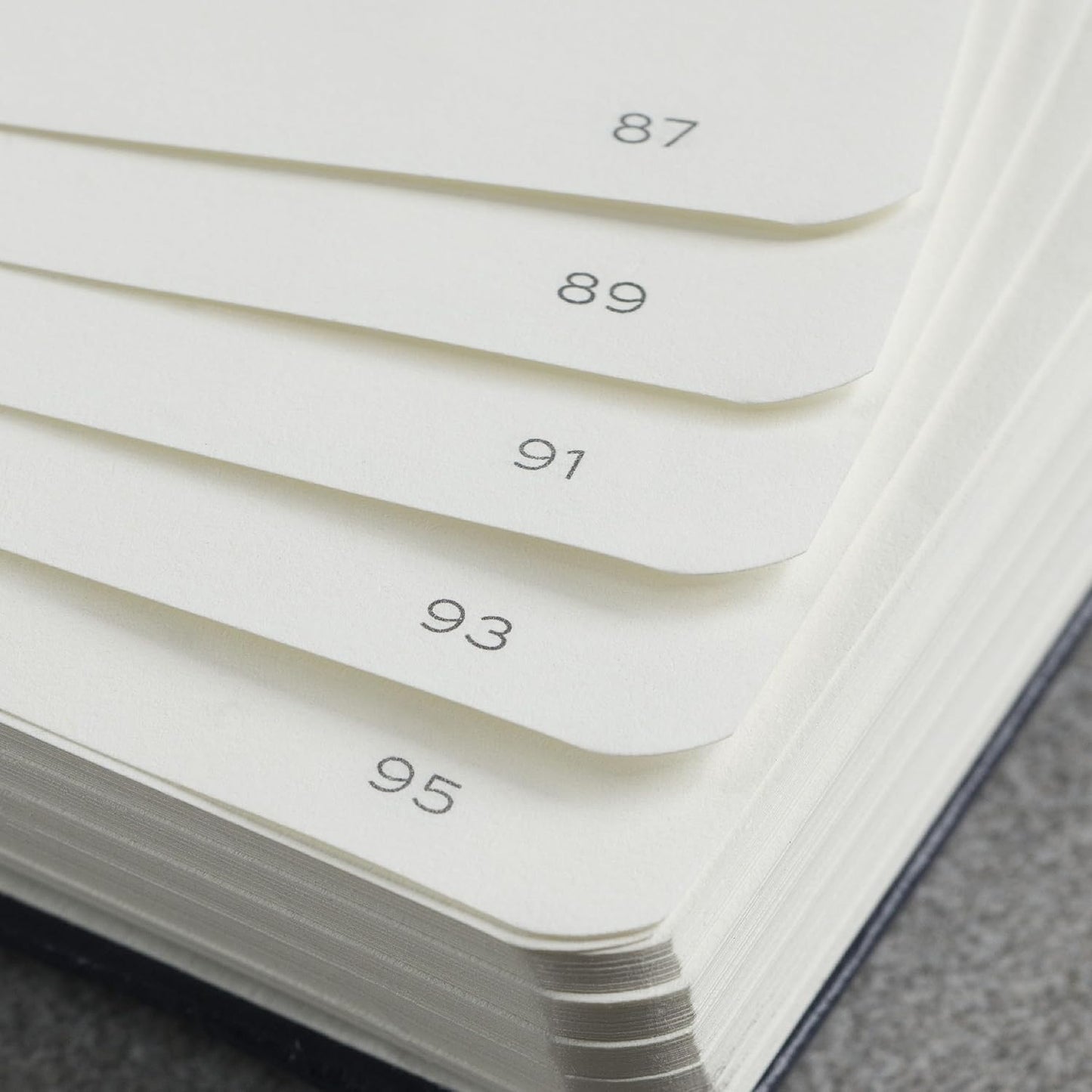 LEUCHTTURM1917 - Notebook Hardcover Medium A5-251 Numbered Pages for Writing and Journaling (Red, Dotted)