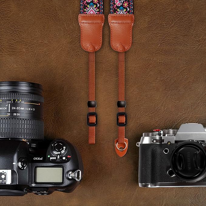 Padwa Lifestyle Pink Vintage Embroidered Camera Strap - Image 6