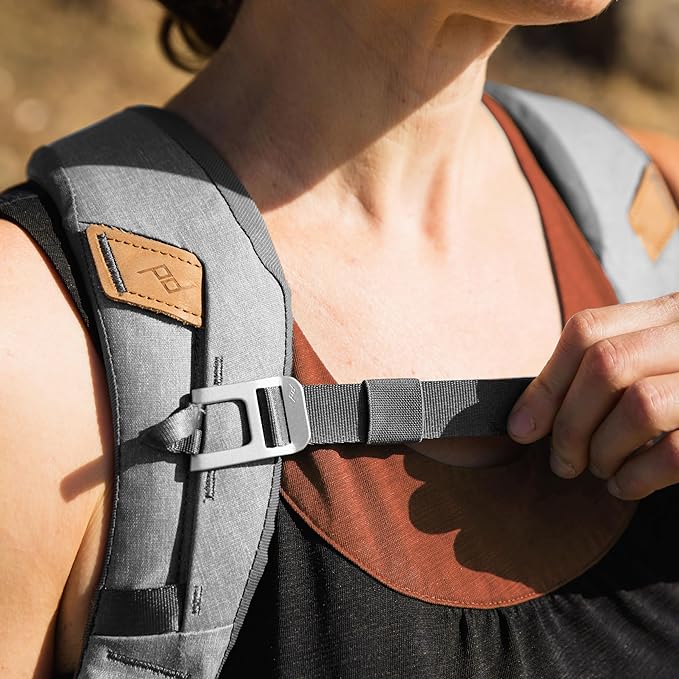 Peak Design Everyday Backpack Zip 15L, 270-Degree Zip, Dual Side Pockets - Image 8