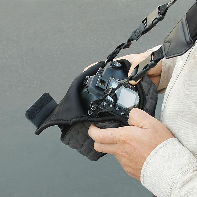 USA Gear Camera Sleeve for Compact SLRs Compatible - Image 6