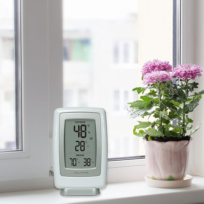 AcuRite 00611 Indoor Outdoor Thermometer - Image 2