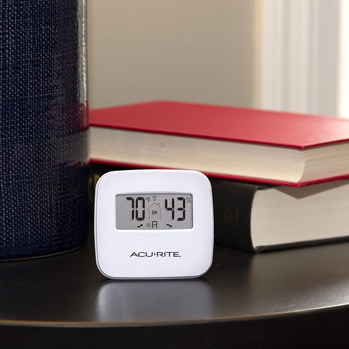 AcuRite 01096M Temperature & Humidity Station - Image 5