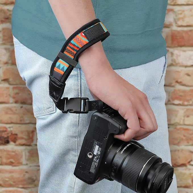 USA GEAR Camera Wrist Strap - Image 5