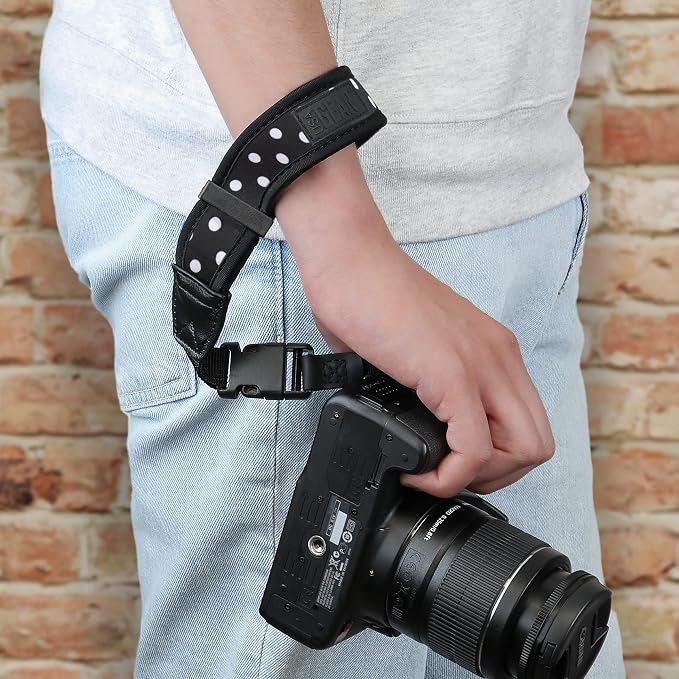 USA Gear Camera Wrist Strap - Image 5