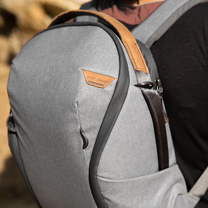 Peak Design Everyday Backpack Zip 15L, 270-Degree Zip, Dual Side Pockets - Image 5