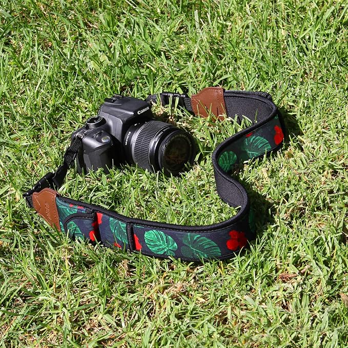 USA Gear TrueSHOT Camera Strap Neoprene Camera Straps - Image 3