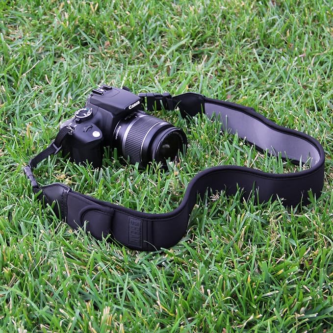 USA Gear TrueSHOT Camera Strap Neoprene Camera Straps - Image 3