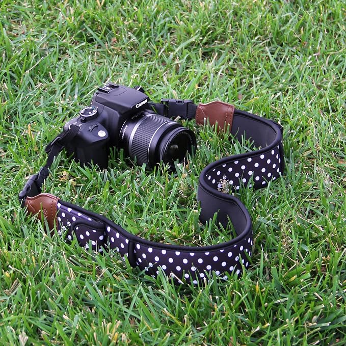 USA Gear TrueSHOT Camera Strap Neoprene Camera Straps - Image 3
