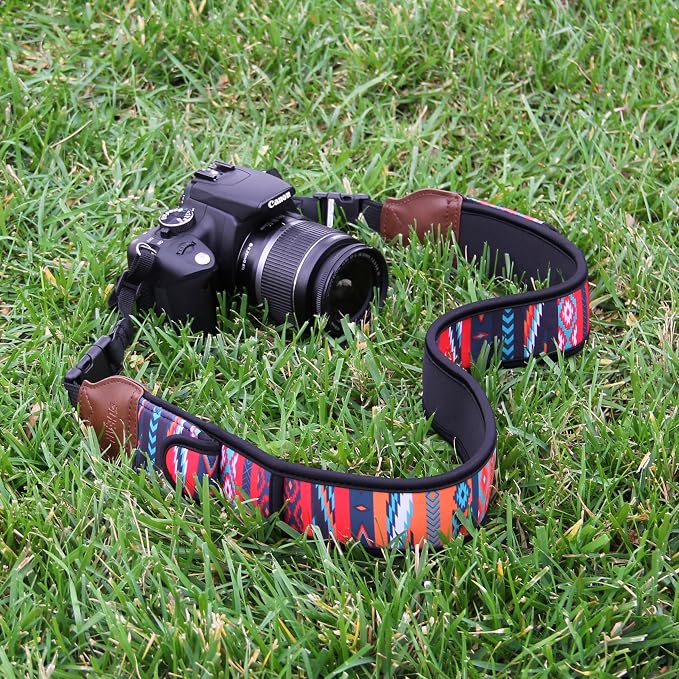 USA Gear TrueSHOT Camera Strap Neoprene Camera Straps - Image 3